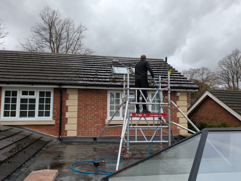 Roof Cleaning Services in Surrey 1 best-roof-cleaning-services-in-surrey